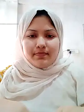 Snapshot of Nusrat-N chatting on 06.12.26 Nusrat-N online show from 06.12.26