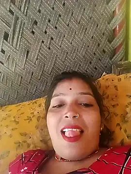 Snapshot of Samiya-143 chatting on 11.12.25 Samiya-143 online show from 11.12.25