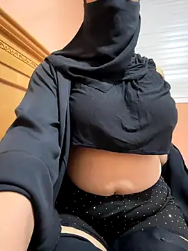 Snapshot of _Laiali_ chatting on 09.24.25 Laiali online show from 09.24.25