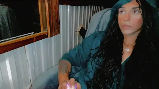 HTXBBY3130 online show from 09.28.25