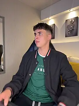 AdrianRinaldi online show from 04.14.26