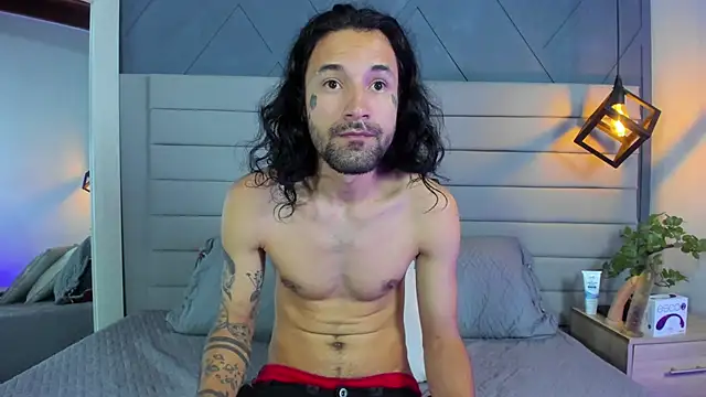 Hisoka 011 online show from 10.26.25