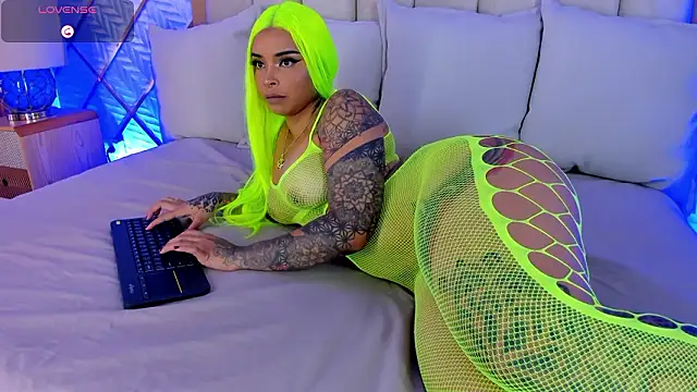 Snapshot of cocoamore chatting on 02.09.26 cocoamore online show from 02.09.26