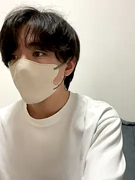 Snapshot of Yuma0718 chatting on 10.15.25 Yuma0718 online show from 10.15.25