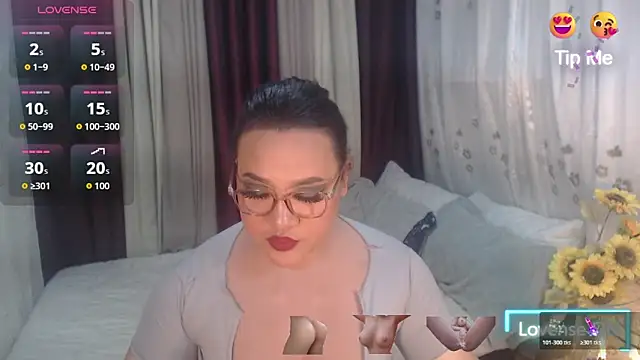 Hotcum ella online show from 02.16.26