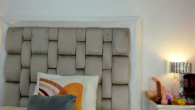 frehia dimou online show from 03.13.26