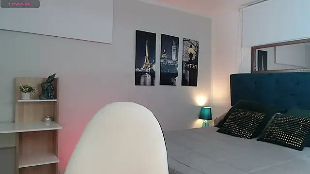 madame lottie online show from 10.07.25