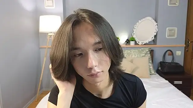 okerriella online show from 09.24.25