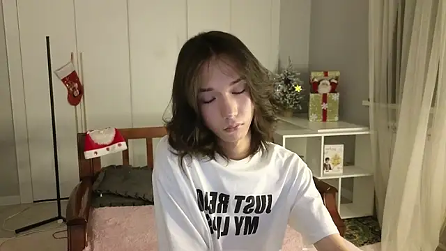 okerriella online show from 12.20.25