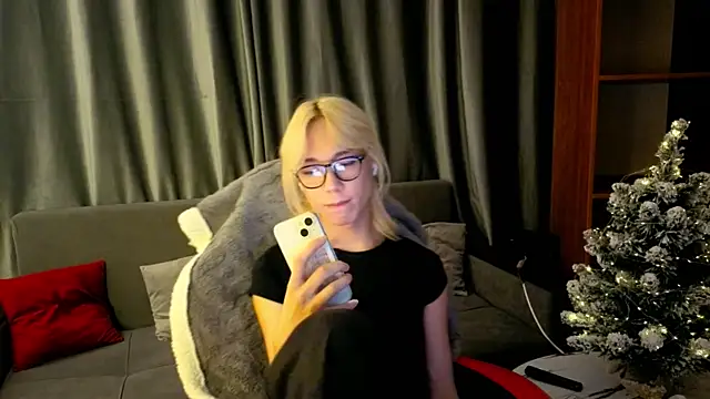 okerriella online show from 01.09.26