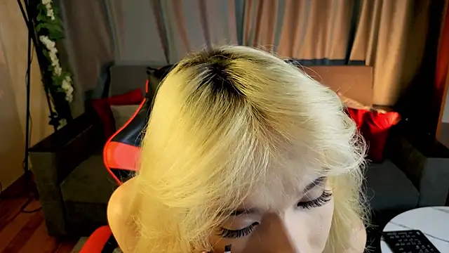 Snapshot of okerriella chatting on 02.01.26 okerriella online show from 02.01.26