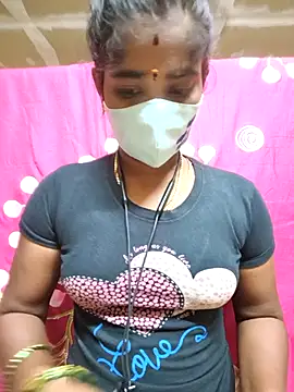 Snapshot of Tamil_Jillu chatting on 10.05.25 Tamil Jillu online show from 10.05.25