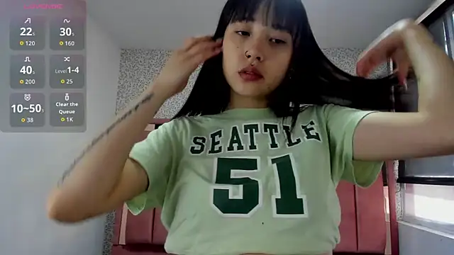 Hanna Lee   online show from 09.12.25