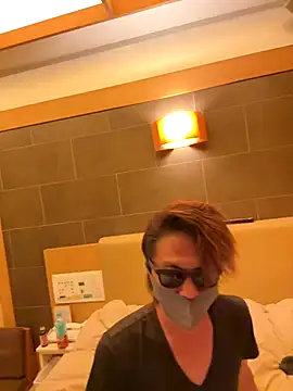 POMUPOMUPURIN2 online show from 09.10.25