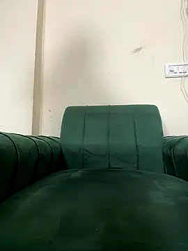 Snapshot of kissujaan chatting on 10.30.25 kissujaan online show from 10.30.25