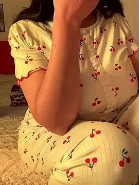 OnlyRima online show from 11.27.25