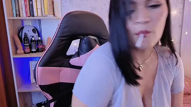 Snapshot of manelike_ chatting on 06.18.26 manelike online show from 06.18.26