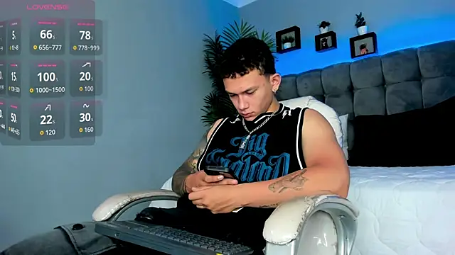 Thomas moon online show from 04.10.26