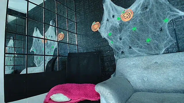 HellAndDante  online show from 10.23.25