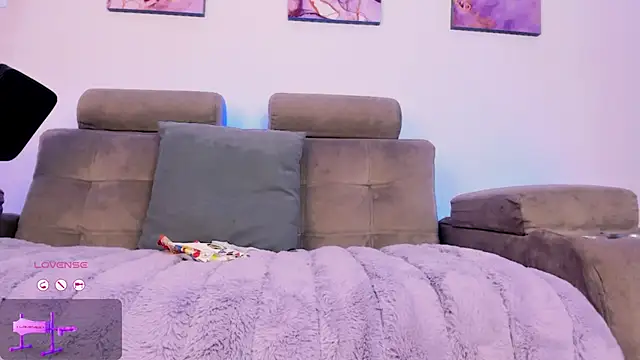 Snapshot of SebastianHilton chatting on 02.03.26 SebastianHilton online show from 02.03.26