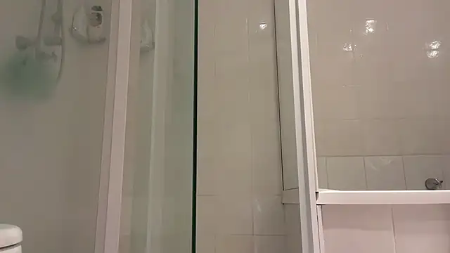 jamesgstsby22 online show from 10.17.25