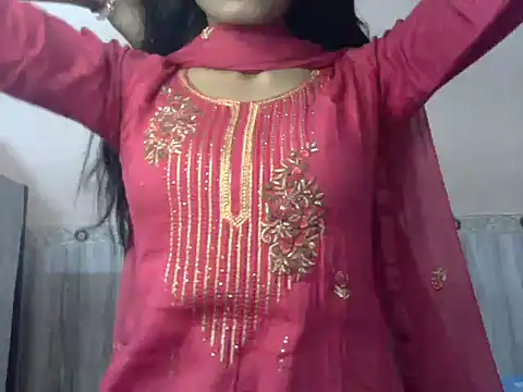 Snapshot of jojo_queen chatting on 10.16.25 jojo queen online show from 10.16.25