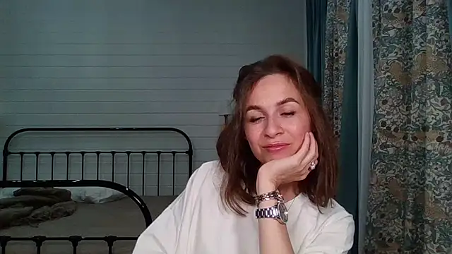 Niravyn  online show from 09.27.25