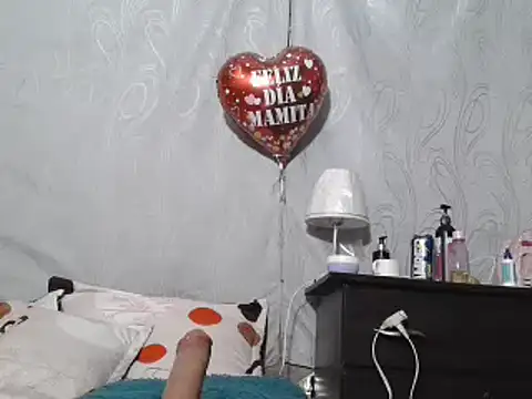 Snapshot of CataleyaRosee chatting on 02.14.26 CataleyaRosee online show from 02.14.26