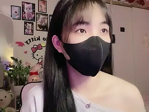 keelinnn19 online show from 11.07.25