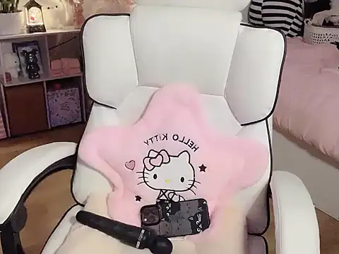 keelinnn19 online show from 01.06.26