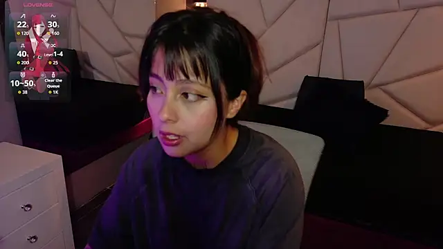 sophiaa 7 online show from 11.10.25