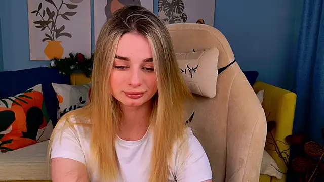 SweetyLicky online show from 12.19.25