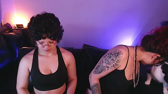 Snapshot of marsearth22_ chatting on 11.20.25 marsearth22 online show from 11.20.25