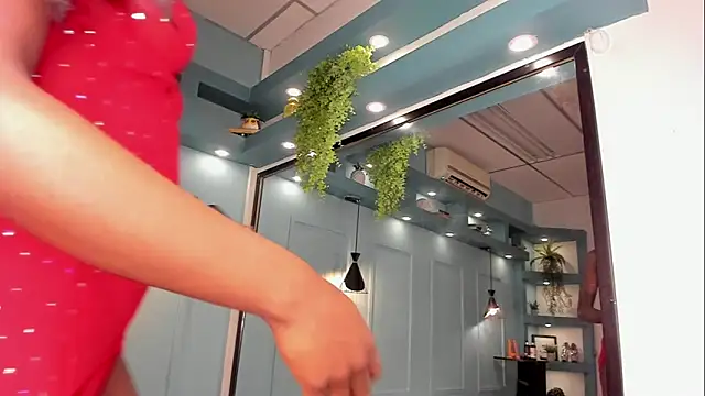 MichellePose online show from 12.17.25