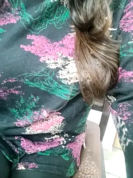 Kayna Rawat online show from 12.23.25