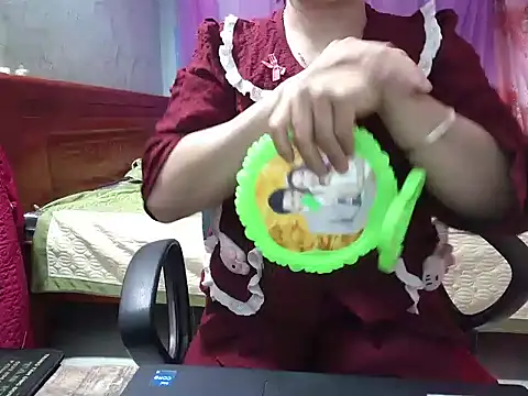 Xue weng online show from 02.13.26