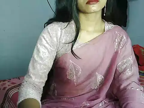 ROSE GOLDE online show from 01.06.26