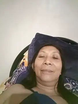 Snapshot of Maryhottie_69 chatting on 10.17.25 Maryhottie 69 online show from 10.17.25