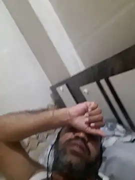 Snapshot of Hot-boy077 chatting on 09.08.25 Hot-boy077 online show from 09.08.25