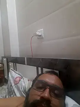 Snapshot of Hot-boy077 chatting on 09.30.25 Hot-boy077 online show from 09.30.25