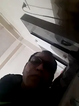 Snapshot of Hot-boy077 chatting on 10.05.25 Hot-boy077 online show from 10.05.25