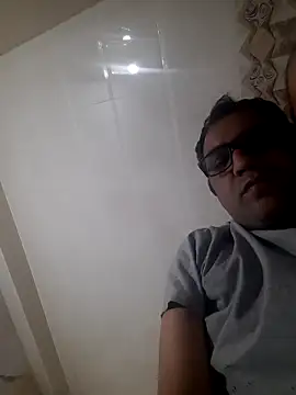 Snapshot of Hot-boy077 chatting on 10.30.25 Hot-boy077 online show from 10.30.25