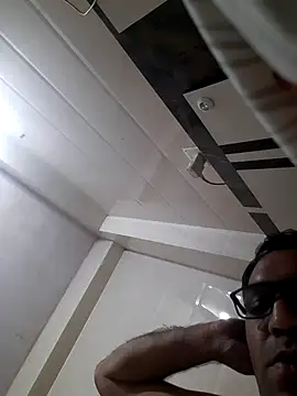 Snapshot of Hot-boy077 chatting on 11.12.25 Hot-boy077 online show from 11.12.25