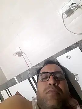 Snapshot of Hot-boy077 chatting on 11.27.25 Hot-boy077 online show from 11.27.25