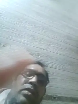 Snapshot of Hot-boy077 chatting on 12.04.25 Hot-boy077 online show from 12.04.25