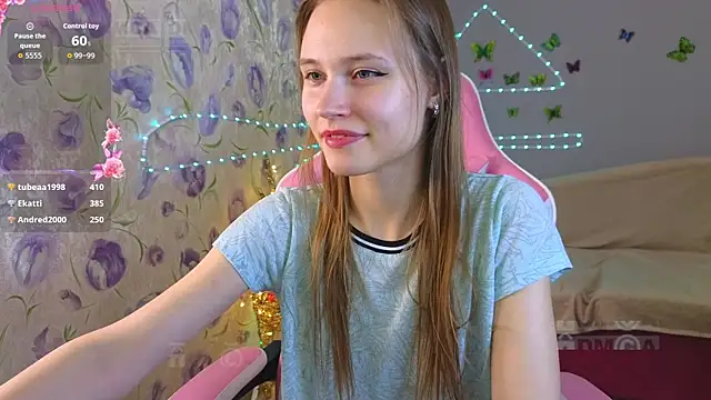 Snapshot of Armurra15 chatting on 04.08.26 Armurra15 online show from 04.08.26