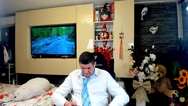 SpartacusDaddy48 online show from 04.16.26