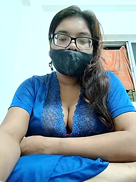 Elie couple143 online show from 10.19.25