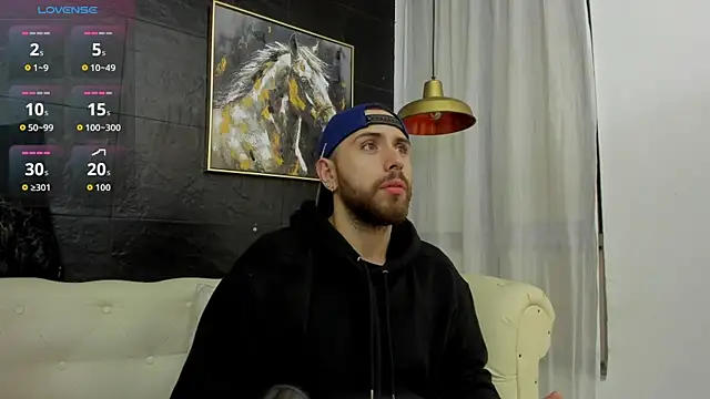 Maximo Wolff online show from 11.07.25