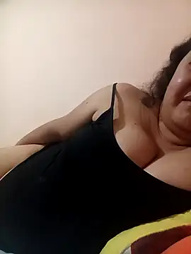 Caroomoom27 online show from 02.13.26